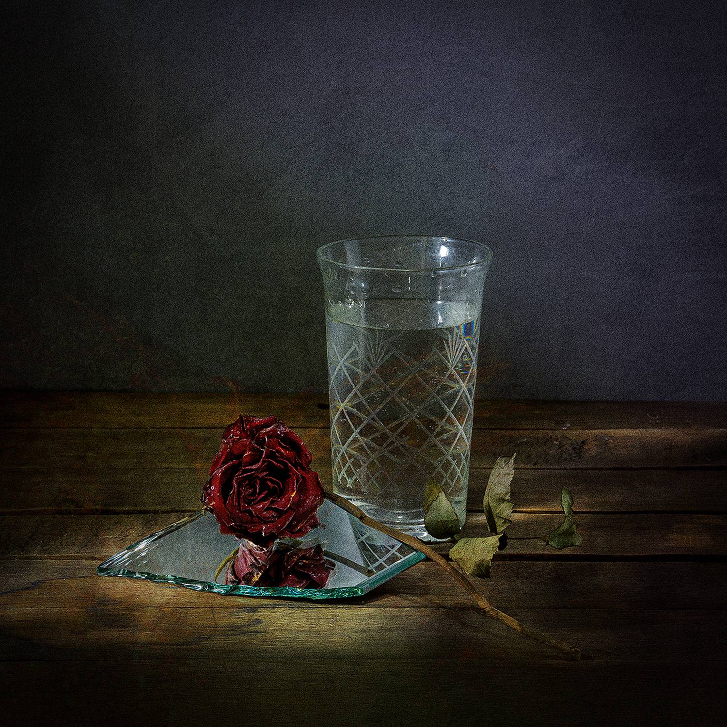 роза, красная, бокал, вода, зеркало, осколок, Алексей Бычков
