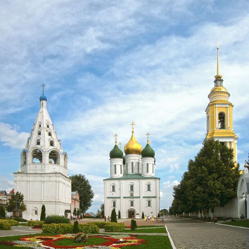 Коломна. Соборная площадь Кремля. фото превью