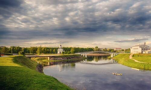 Вечер близится