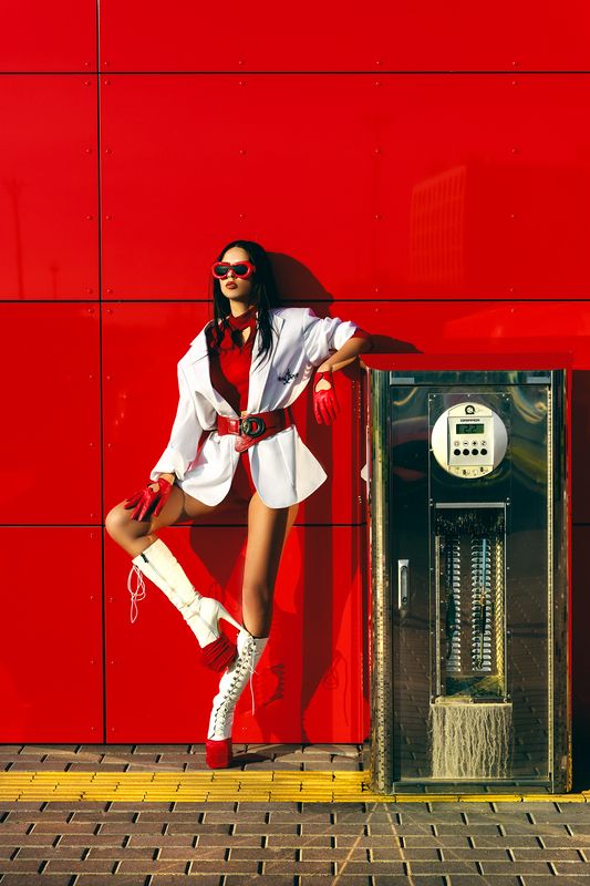 Red Revolution фото превью