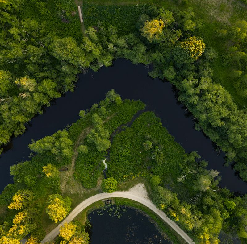 Там, где озеро встречается с рекой фото превью
