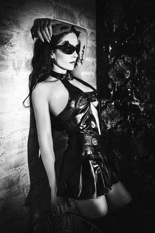 Femme Noir фото превью