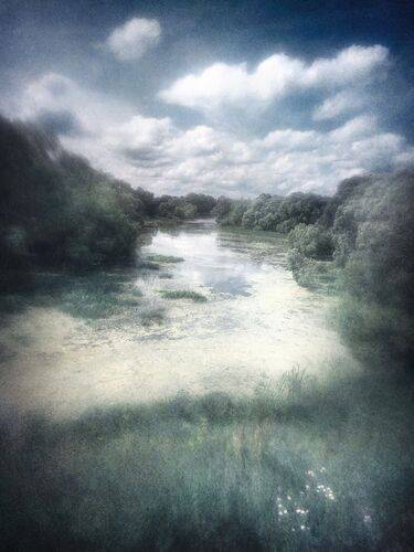 В дни летнего солнцестояния.