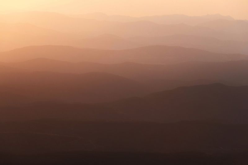 Минимализм крымских гор фото превью