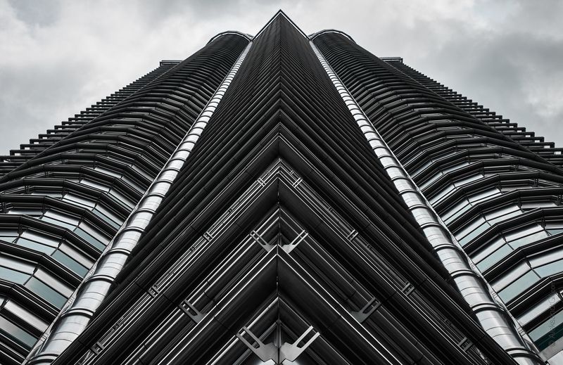 Петронас фото превью