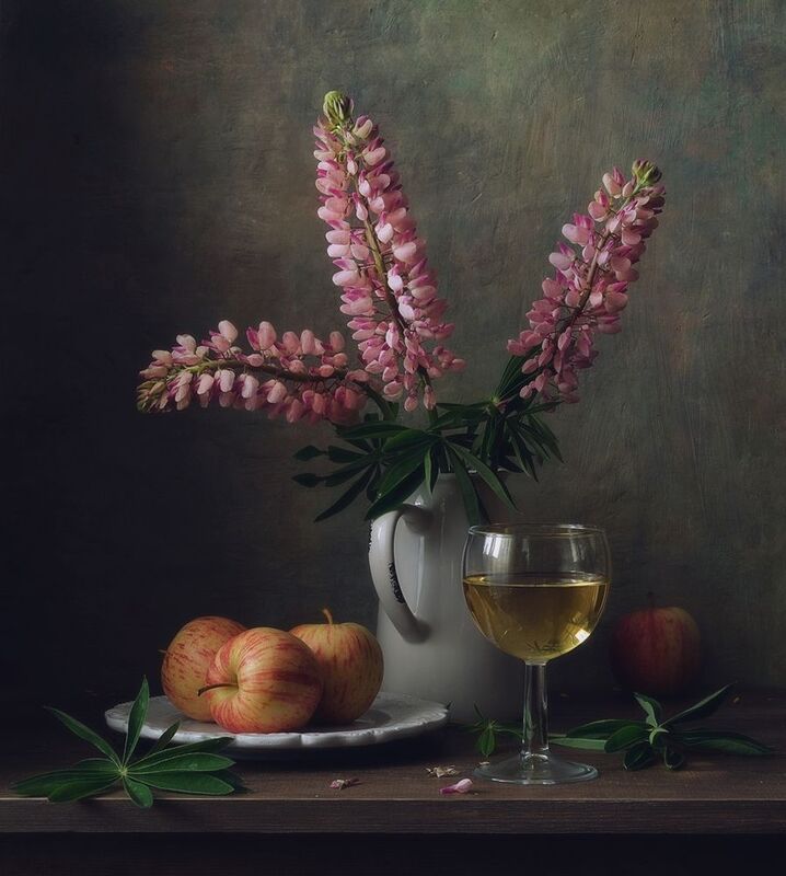 натюрморт,цветы,люпин,яблоки,лето летний... фото превью