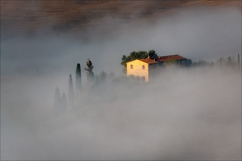 italy,san quirico d\\\\\\\'orcia,italia,италия,тоскана,pienza,кипарис,toscana,осень,tuscany,cipressi,belvedere,пьенца,тени,туман Во власти тумана фото превью