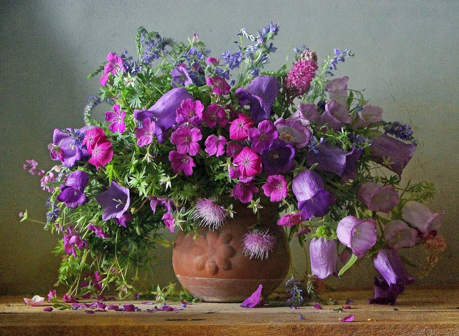 натюрморт, цветы, полевые цветы, лето, марина филатова, колокольчики, герань луговая, Марина Филатова