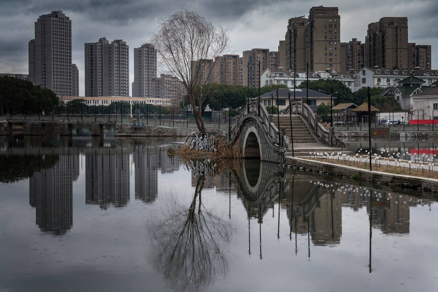 #Bridge #Water #City #High-rise building #Waterway #Urban area #Skyscraper #Architecture #Metropolitan area #Channel, Shpek Andrey