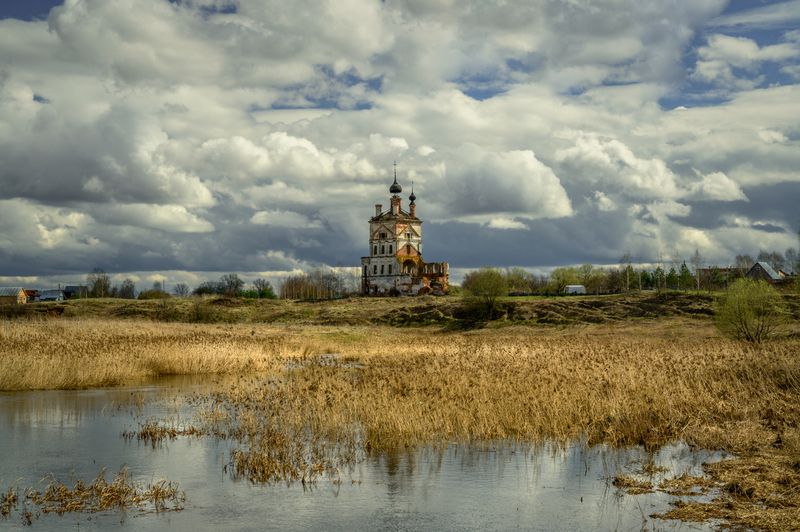 весна, храм, церковь, деревня, весь, заброшка, россия, православие, владимирская область, небо Весенний Вес фото превью