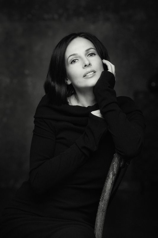 портрет, чб, женский портрет Портретное фото превью