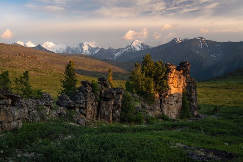 Алтайский останец фото превью