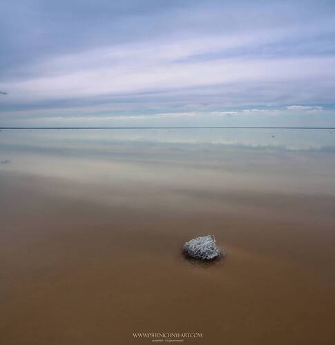 Зеркальная тишина