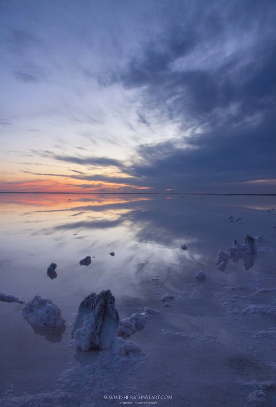 эльтон, небо, закат, отражение, свет, берег, вода, горизонт, пейзаж Белый берег фото превью