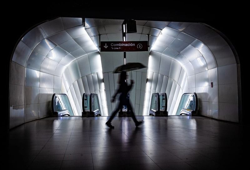 streetphotography, street, fotografía callejera, bastian cifuentes araya, periodista furioso, streetphoto, street photo, street photography, el viaje, metro de chile, metro de santiago, EL VIAJE: UNA TRAVESÍA SUBTERRÁNEA фото превью