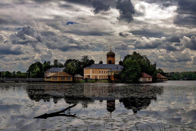 Покровская Свято-Введенская Островная пустынь фото превью