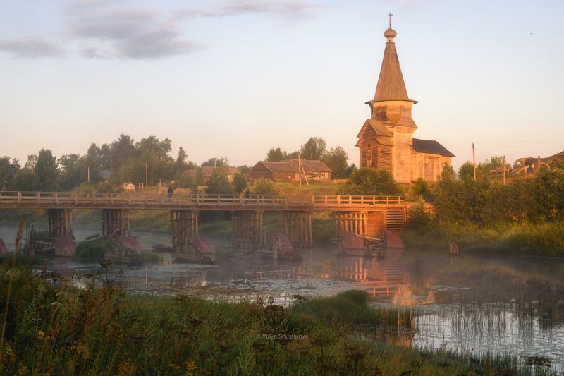 саминский погост, вологодская область В деревне Самино на рассвете фото превью