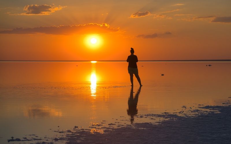 лето, закат, россия, природа, пейзаж, озеро эльтон, волгоградская область Закат на озере Эльтон фото превью