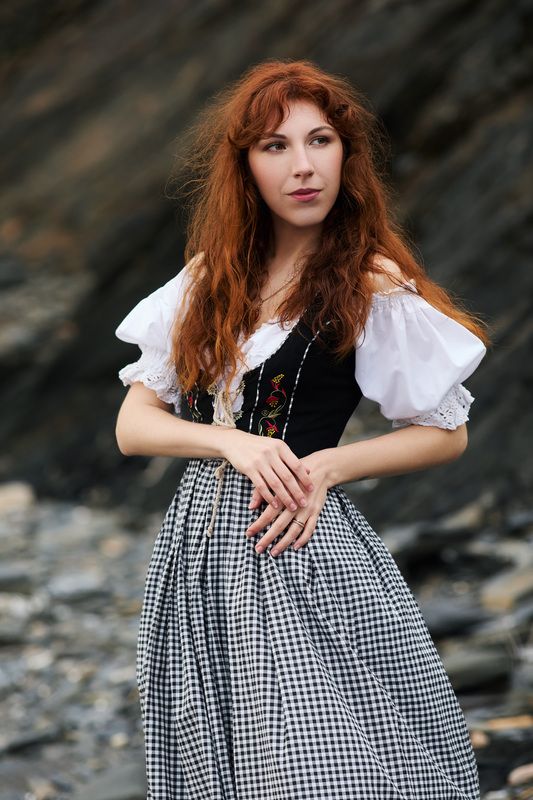 портрет, женский портрет, фэнтези, уличная фотосессия, женская фотосессия, находка  фото превью