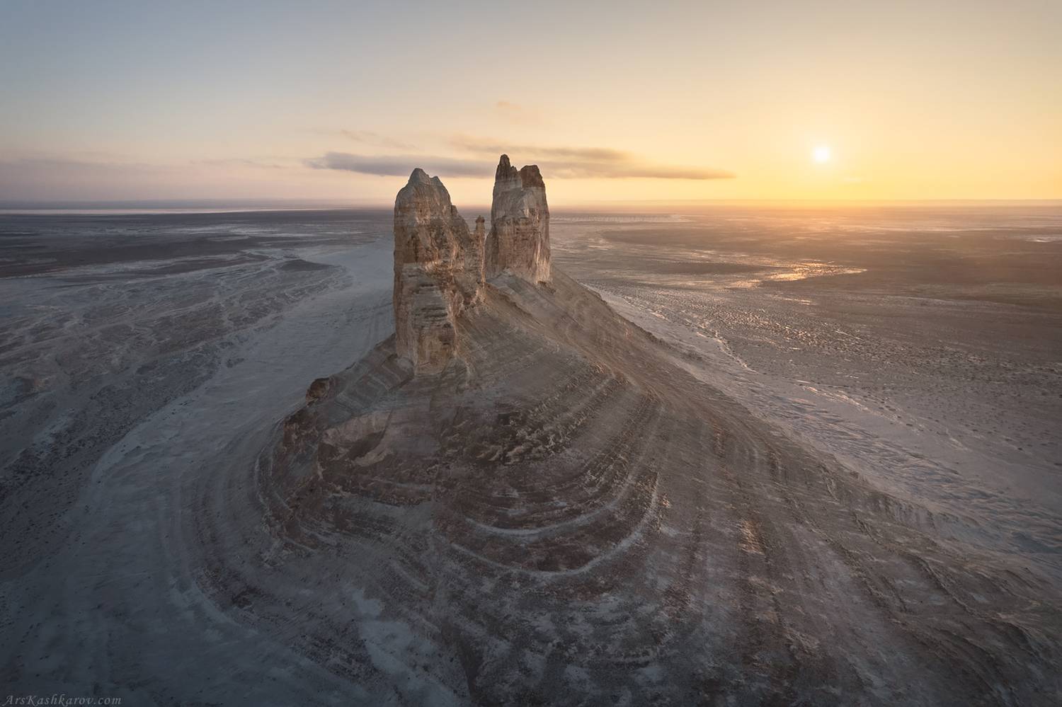 казахатан, мангистау, мангышлак, устюрт, бозжира, меловые горы, актау, Арсений Кашкаров