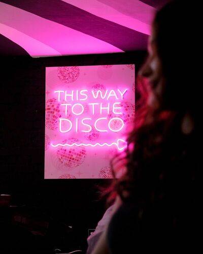 Оттенки розового