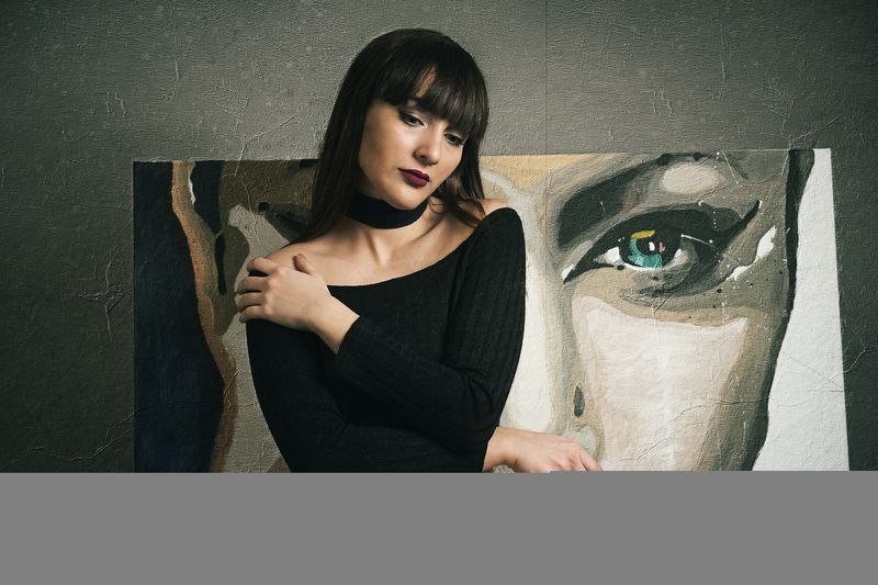 portrait, woman, painting, duality, self-expression, brush, art, conceptual, surreal, dark background, creative photography Dual Brushstrokes фото превью