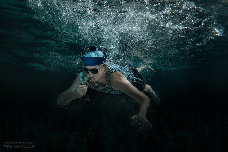 под водой, моряк, нырять, Матросы не курят папиросы. фото превью