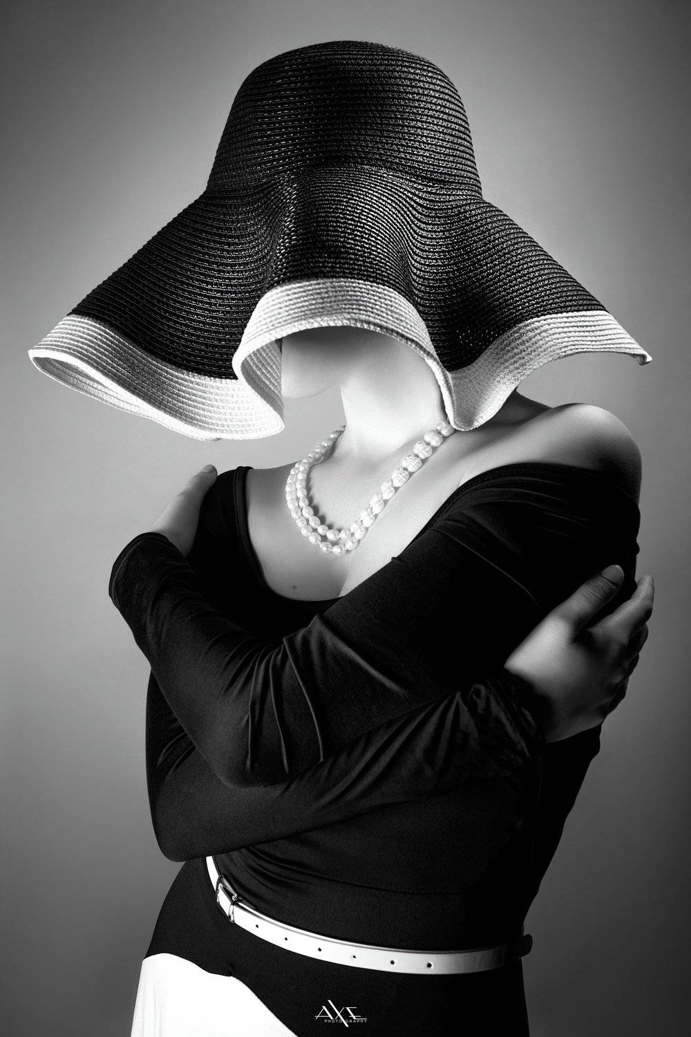 Black and white, Portrait, Studio, Woman, Руслан Болгов (Axe)