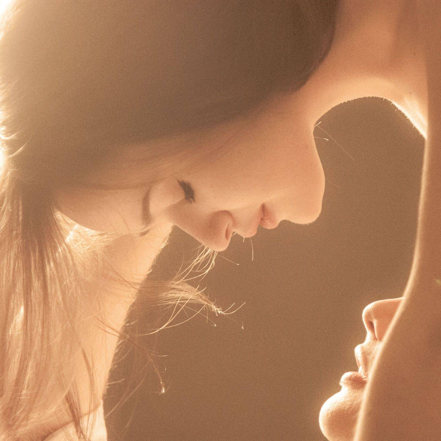 пара, портрет пары, постановочная фотография, контровой свет, студийный портрет, крупный план, губы, дыхание, love story, couple portrait, staged photography, backlight, studio portrait, close-up, lips, breathing, Лебедев Кирилл