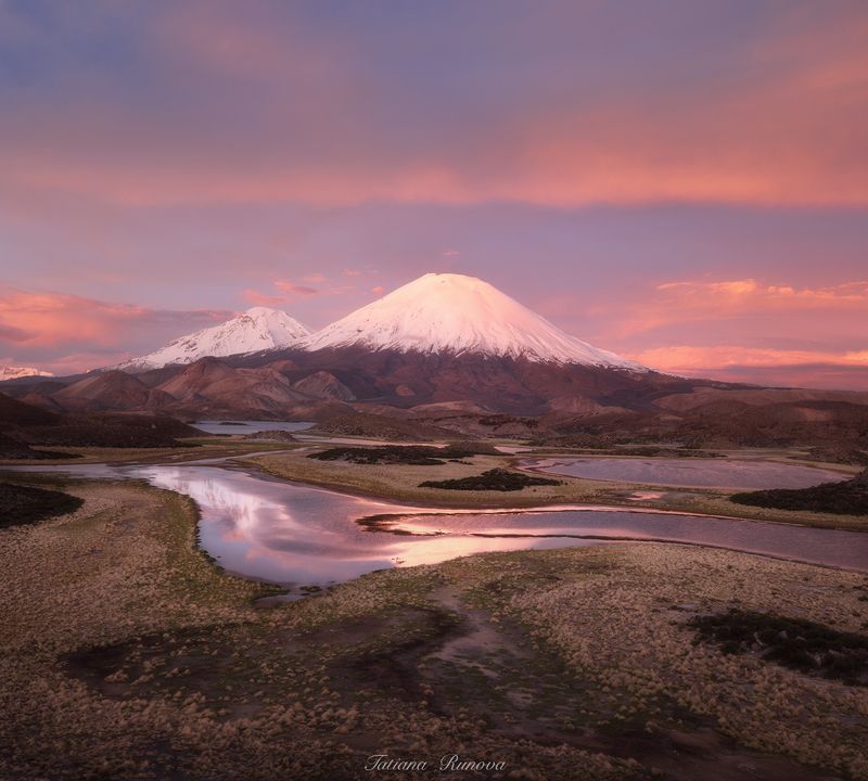 Закат над вулканами фото превью
