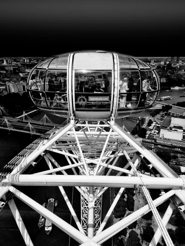 Symmetry фото превью