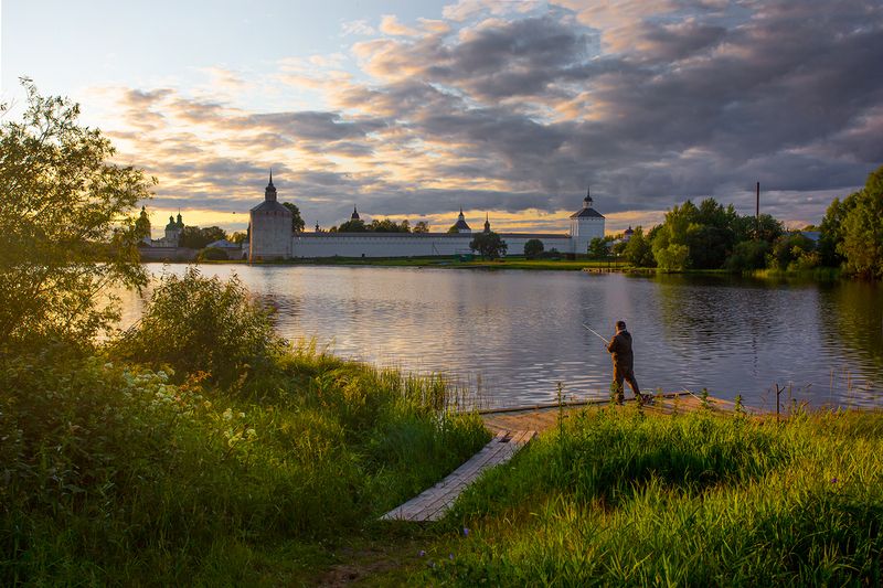 озеро, сиверское, кириллов, рыба, рыбак, щука, монастырь Улов на Сиверском фото превью