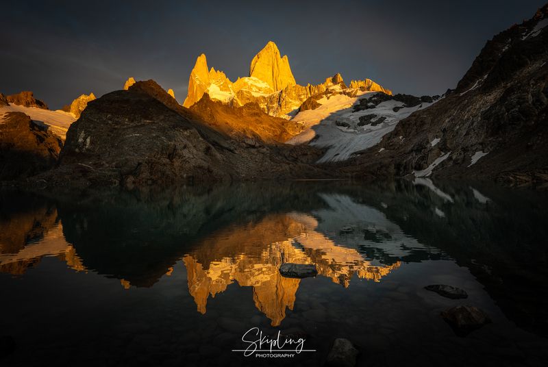 fizroy, patagonia, argentina Золотой рассвет фото превью