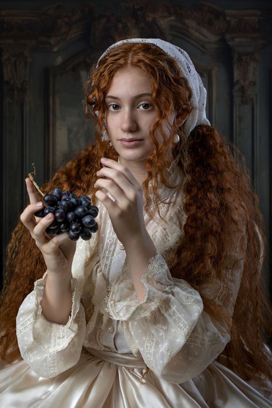 Девочка, рыжая, виноград, руки, свежесть, молодость Инбар фото превью