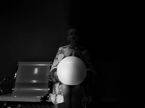 Где-то посередине