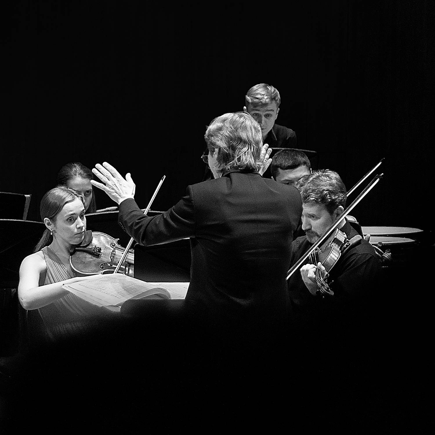 вдохновение, концерт, дирижер, оркестр, кураж, эмоции, эмоционально, музыка, музыканты, черно-белое, скрипачи, эмоциональный портрет, жест, взгляд, inspiration, concert, conductor, orchestra, courage, emotions, emotionally, music, musicians, black and whi, Лебедев Кирилл