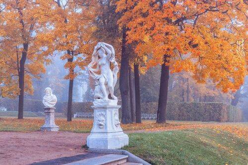 По осенним паркам Санкт-Петербурга.
