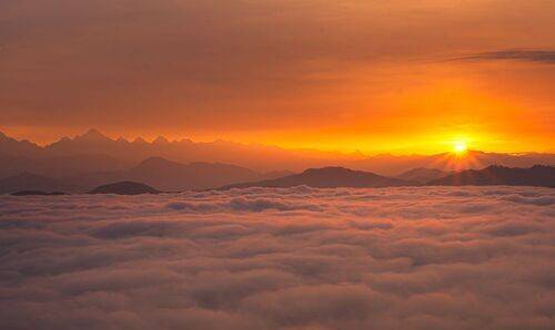 Sunrise from Himalayas
