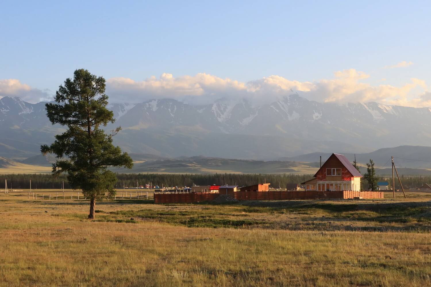 природа,алтай,курайская степь,закат,домик,лиственница.горы,облака, Козлова Галина