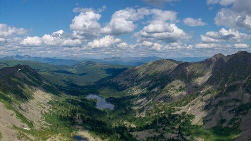 Красное озеро. Арадан