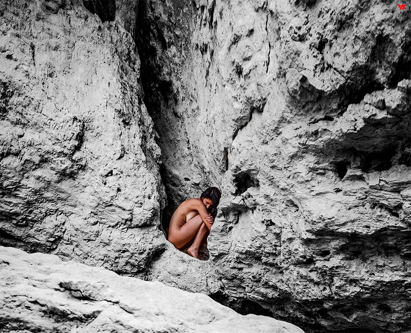 в скалах фото превью