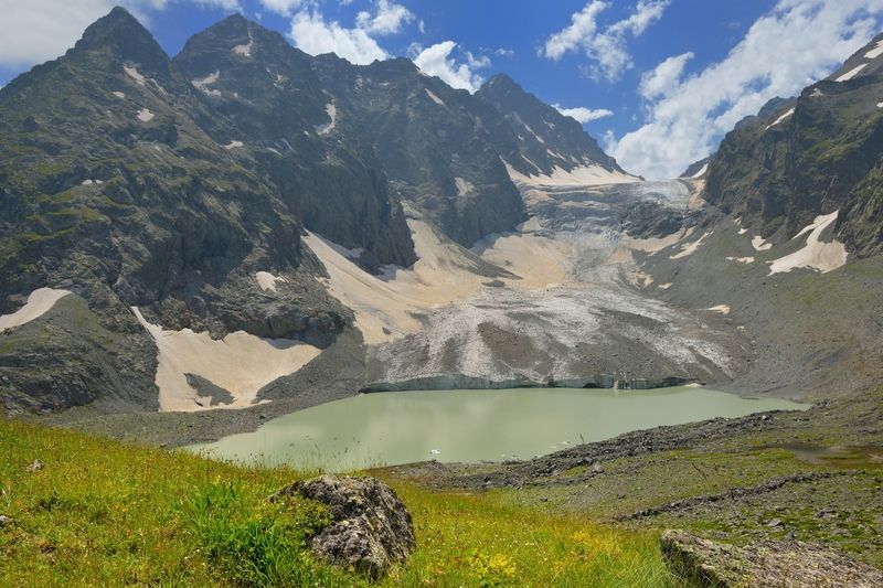 Горное озеро, Аманаус фото превью