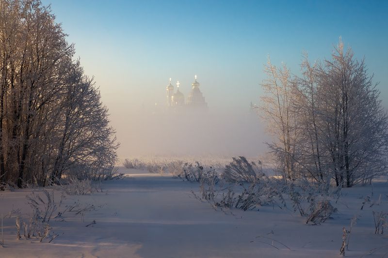 За фотографиями фото превью