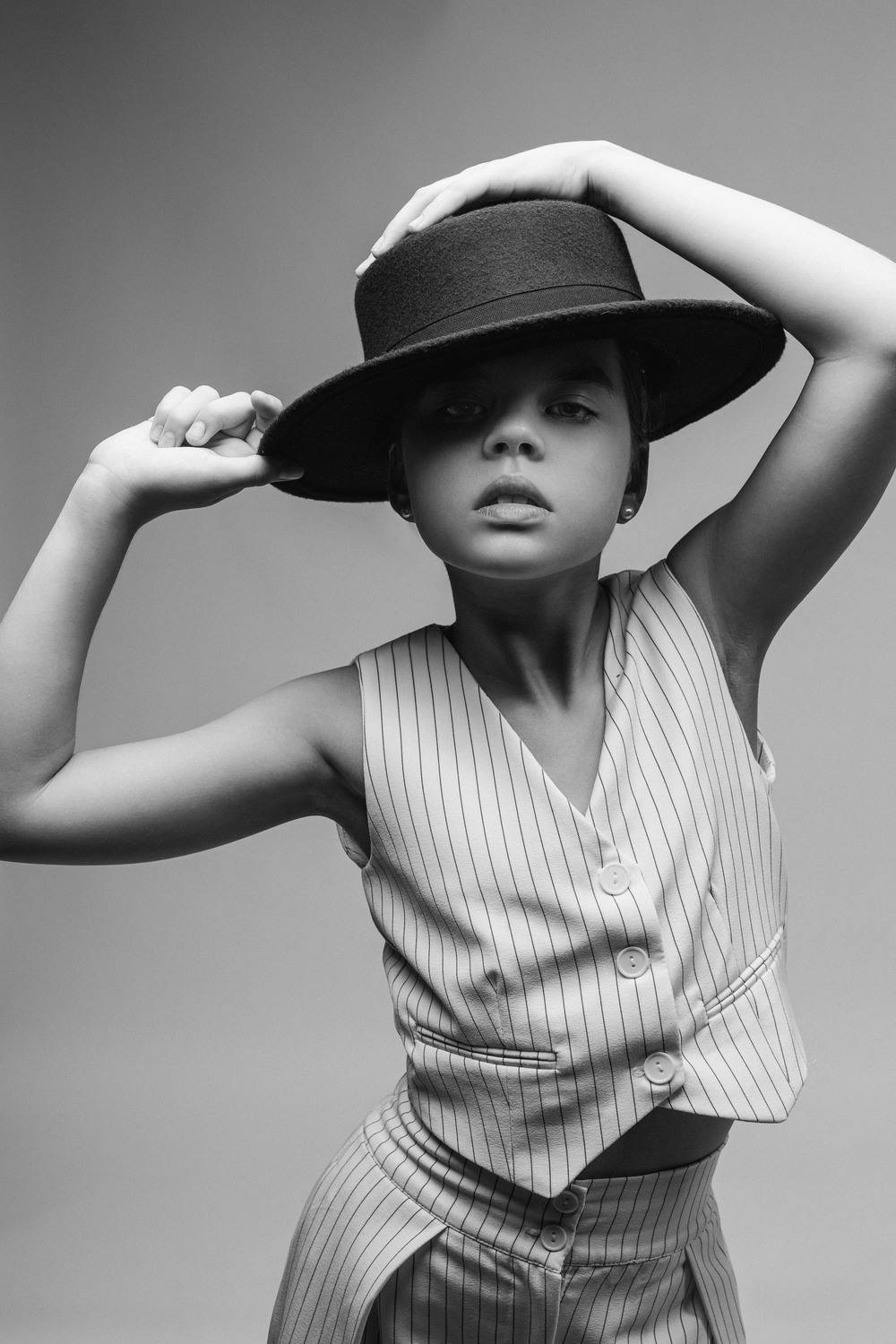 девочка, портрет, фотосессия, girl, young, portrait, творческий портрет, детский портрет, young girl, дети, children, детская фотография, детская фотосессия, постановка, постановочная фотография, girl portrait, фотопроект, fine art, чб, black&white, bw, Васильев Владимир