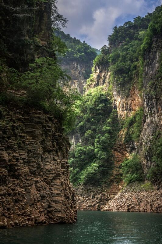 реки Китая, ущелья, Янцзы, притоки Янцзы, Три Ущелья, Китай Прогулка на лодках по реке Богини, Китай. фото превью