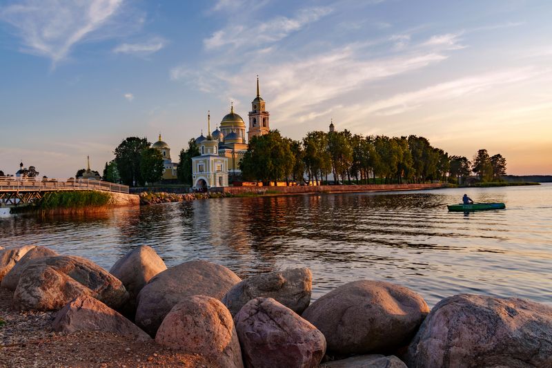 Июльский вечер на озере Селигер фото превью