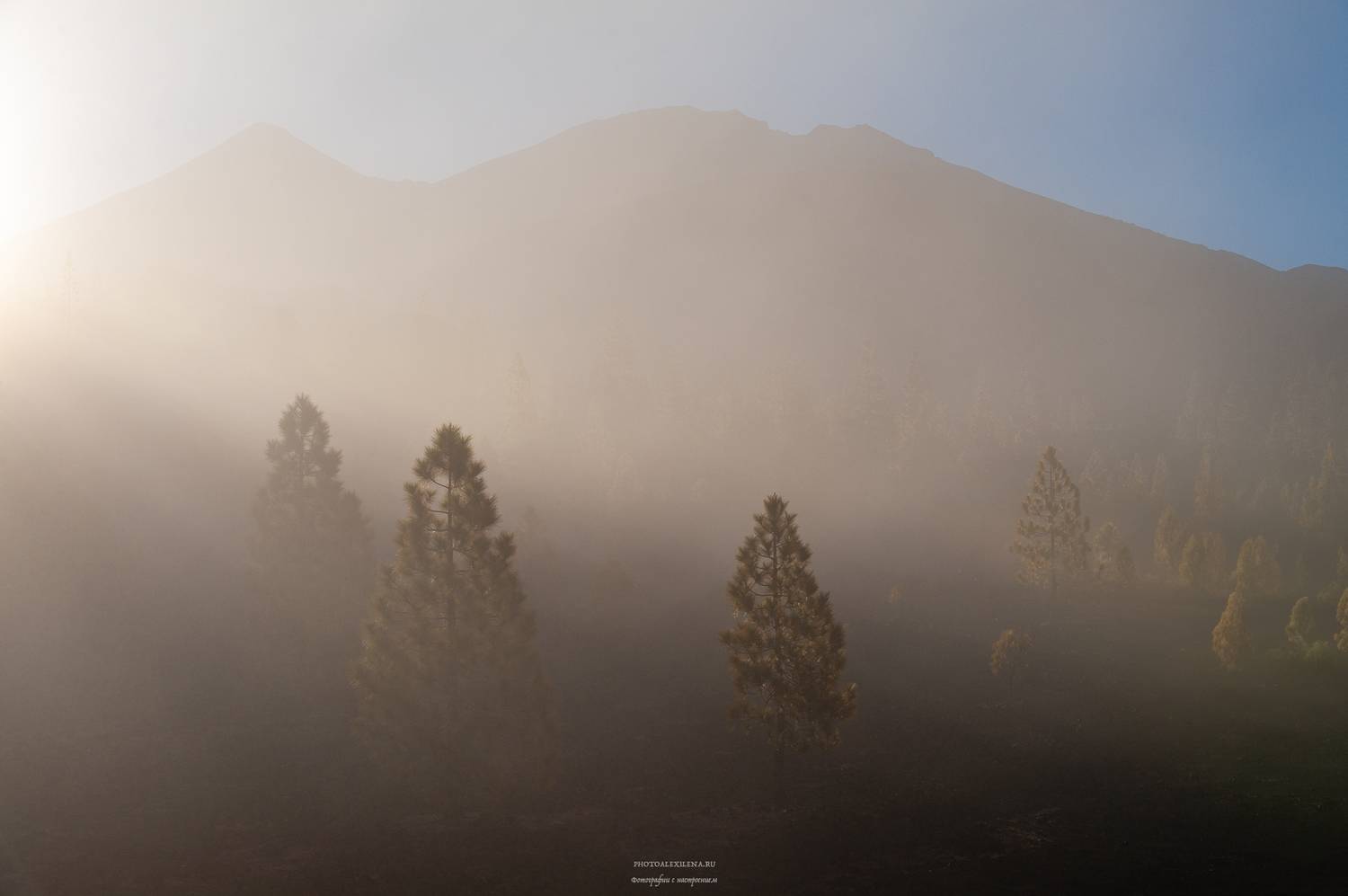 горы, рассвет, лучи, туман, вулкан, тейде, тенерифе, канары, испания, пейзаж, Александр Константинов