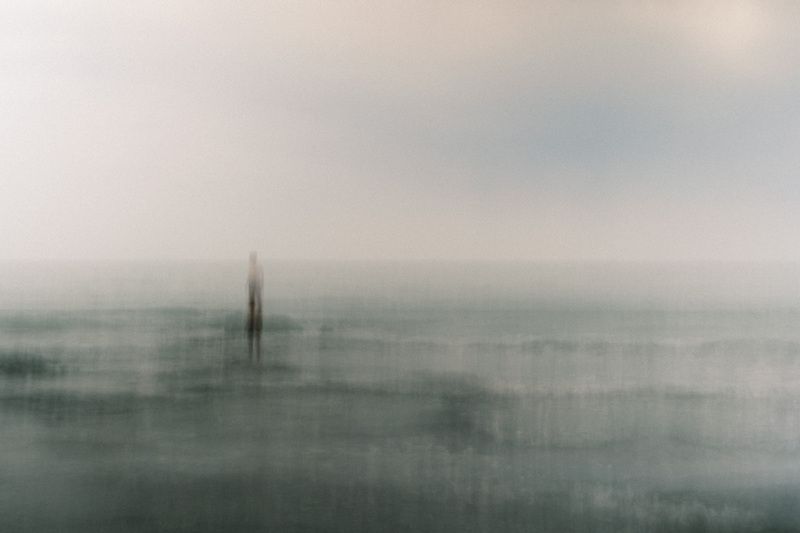 Кто-то. Почти никто. Ничего фото превью