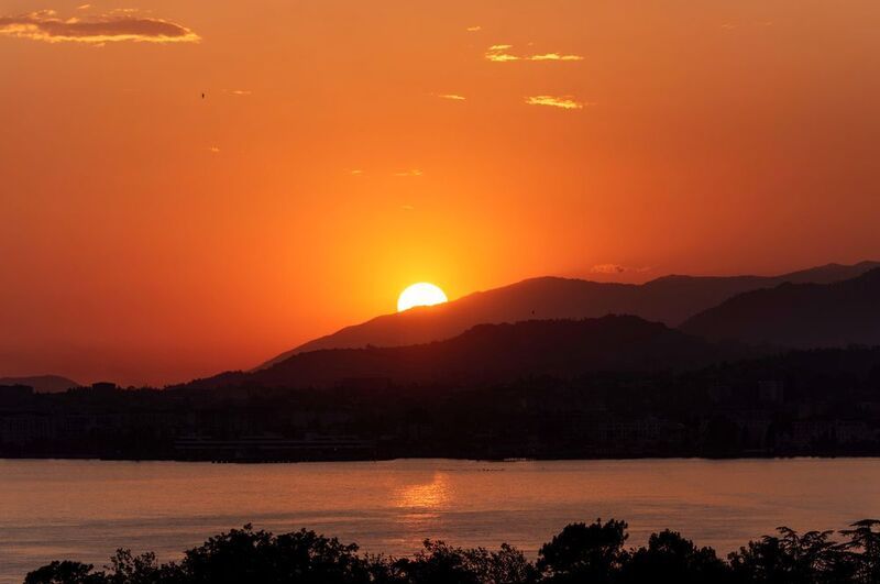 Закат фото превью