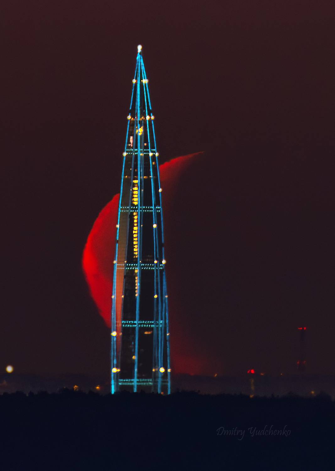 лахта, луна, лахта центр, санкт-петербург, серп, убывающая, Dmitry Yudchenko